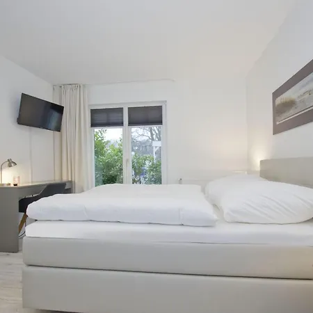 Apartment Mit Terrasse, Kamin, Sauna - Ferienresidenz Zwei Bodden 2-6 Lietzow