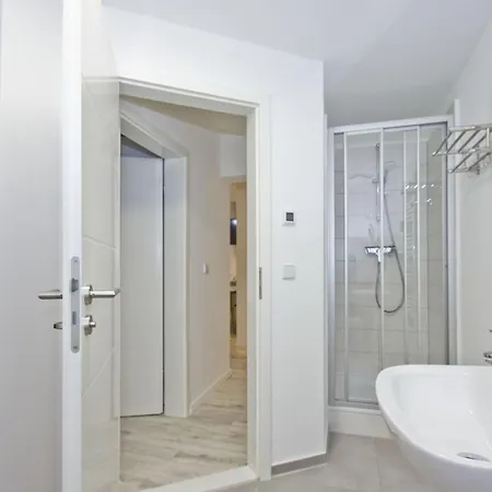 Mit Terrasse, Kamin, Sauna - Ferienresidenz Zwei Bodden 2-6 Apartment