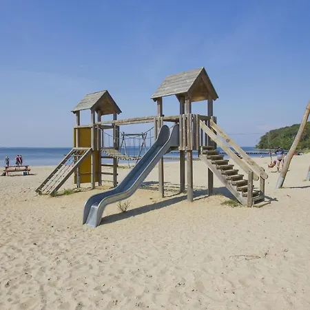 Mit Terrasse, Kamin, Sauna - Ferienresidenz Zwei Bodden 2-6
